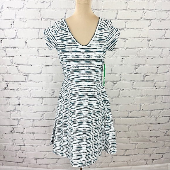 Pact NEW Tie-Dye Stripe Fit & Flare Dress Large Back Detail White Organic Cotton - Picture 1 of 11